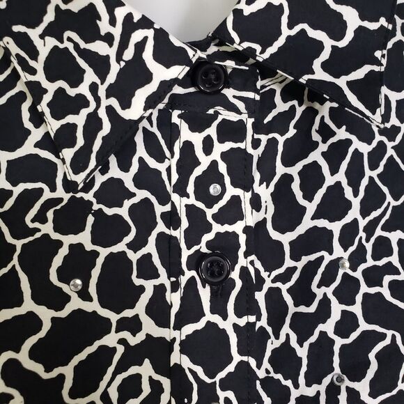 Quacker Factory Women Shirt Large Animal Print Stretch Rhinestone Studded Pocket - Picture 6 of 12